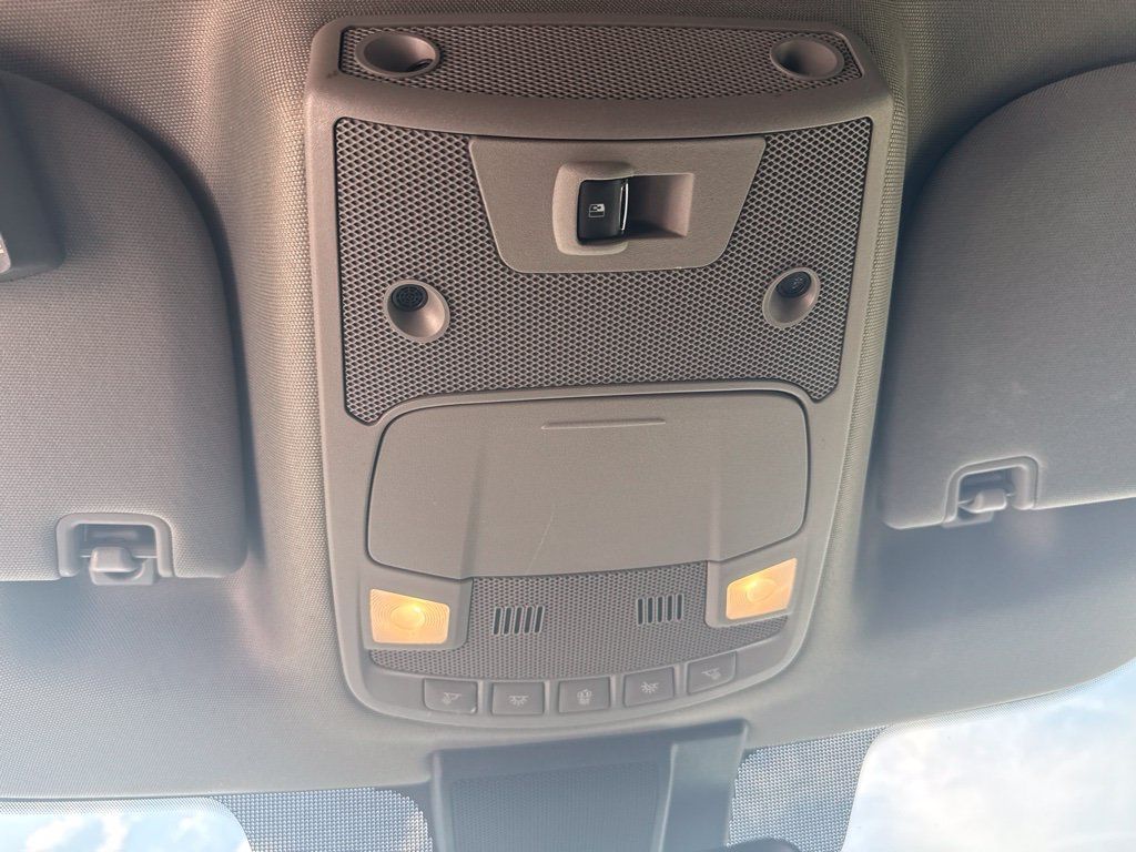 Used 2019 Ford F150 Lariat AWD/4WD image 9