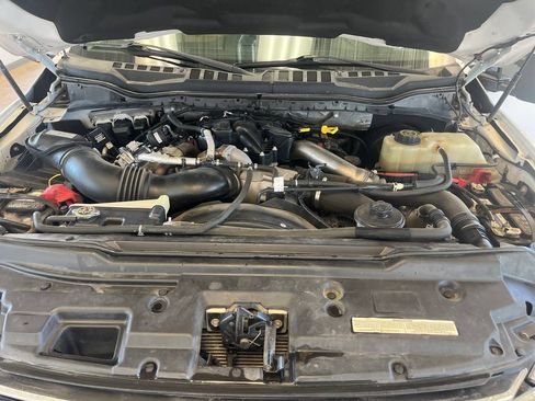 Used 2019 Ford F250 Lariat w/ Lariat Ultimate Package AWD/4WD image 23