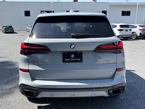 Used 2025 BMW X5 xDrive40i w/ M Sport Package AWD/4WD image 6