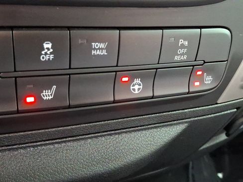Used 2019 RAM 1500 Classic Warlock w/ Luxury Group AWD/4WD image 23