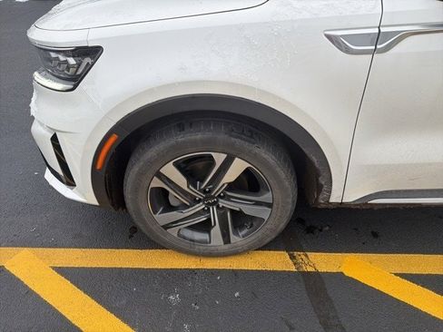 Used 2022 Kia Sorento SX Prestige w/ Panoramic Sunroof Package image 10