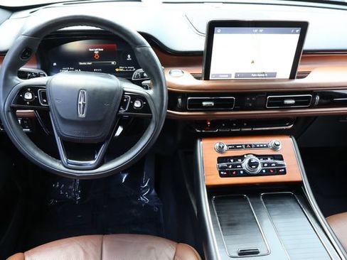 Certified 2020 Lincoln Aviator Reserve w/ Equipment Group 201A RWD image 19