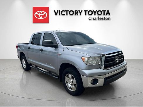 Used 2013 Toyota Tundra 4x4 CrewMax w/ TRD Off-Road Pkg image 6