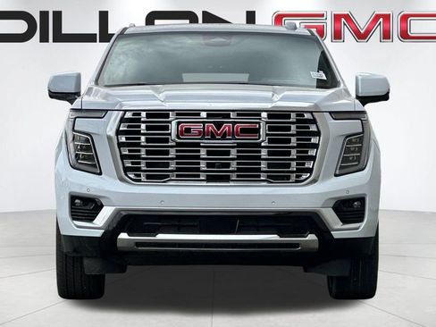 New 2026 GMC Yukon XL Denali w/ Denali Reserve Package AWD/4WD image 9