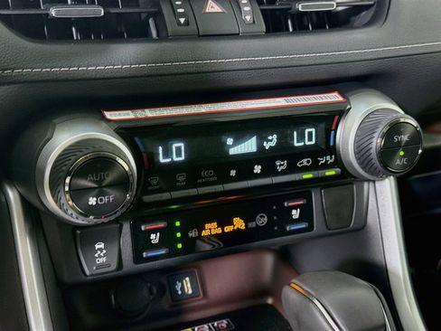 Certified 2025 Toyota RAV4 Limited w/ Advanced Technology Package AWD/4WD image 7