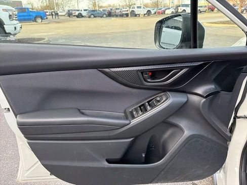 Used 2019 Subaru Crosstrek 2.0i Premium image 14