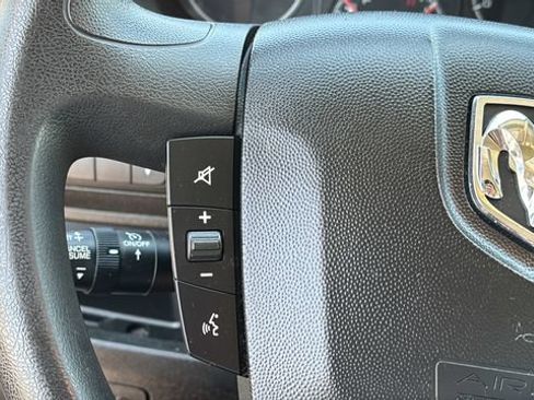 Used 2016 RAM ProMaster 1500 w/ Interior Convenience Group FWD image 23