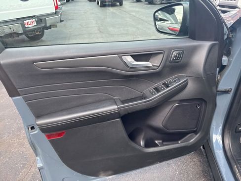 Used 2023 Ford Escape Active w/ Tech Pack #2 AWD/4WD image 15