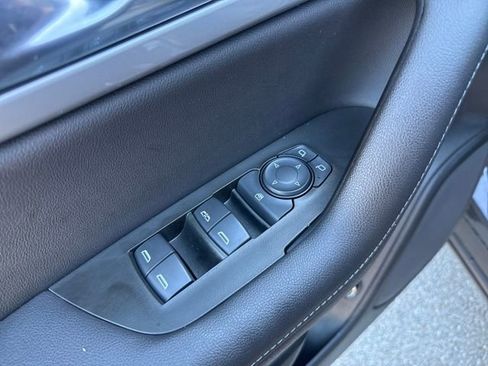 Used 2022 Chevrolet Blazer LT image 10