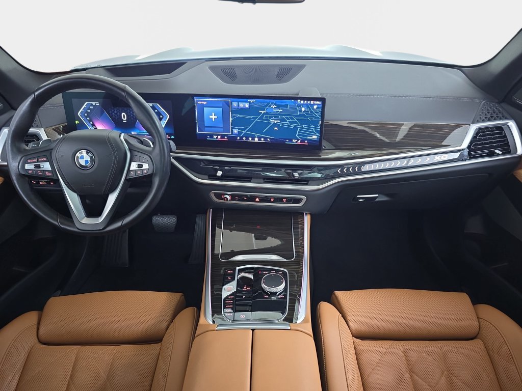 Used 2024 BMW X5 xDrive40i w/ Premium Package AWD/4WD image 12