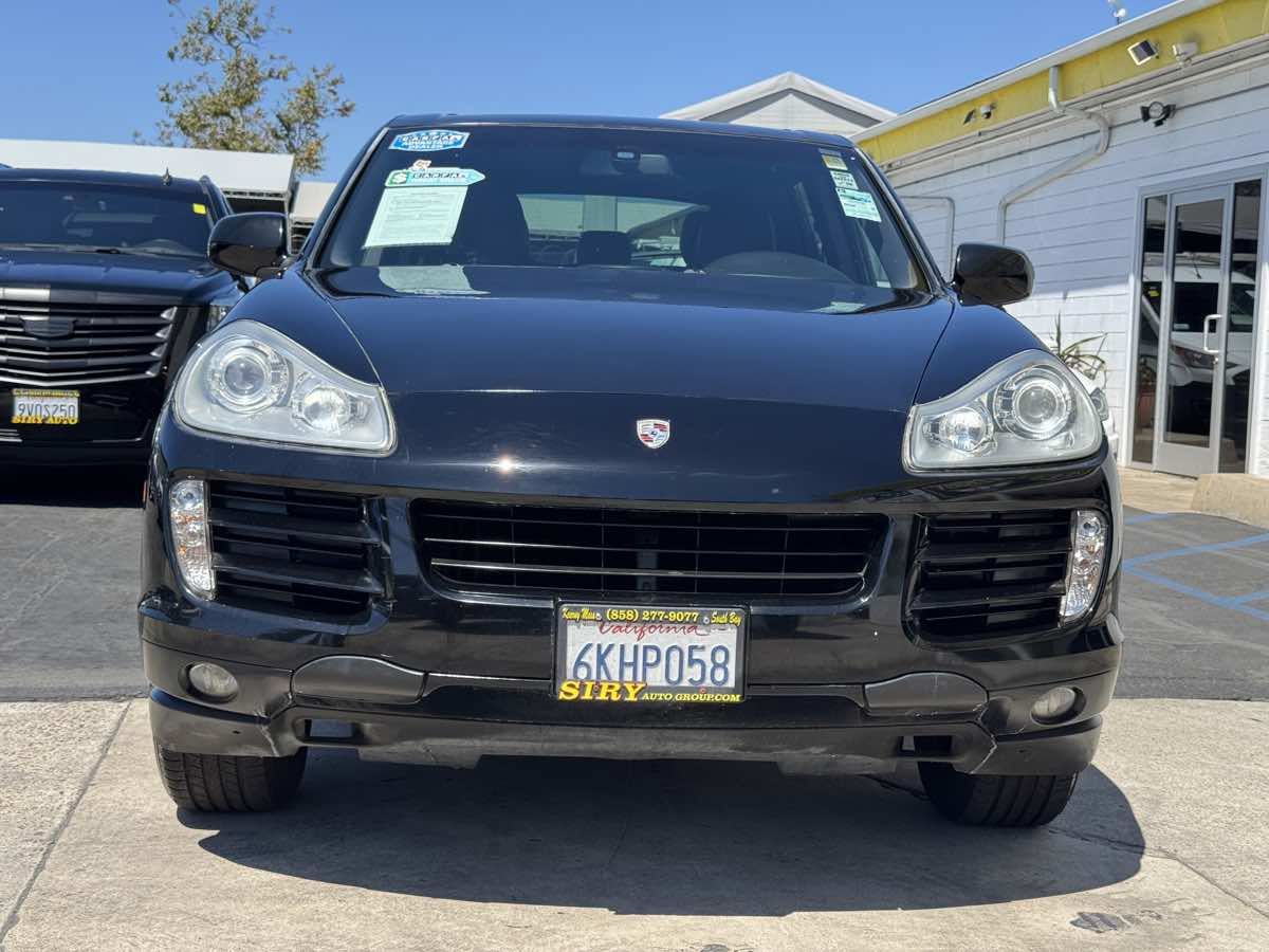 Used 2010 Porsche Cayenne AWD/4WD image 5