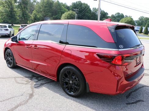 Used 2026 Honda Odyssey Sport-L image 2