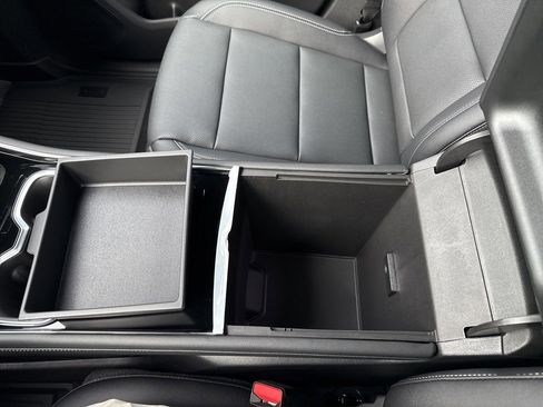 New 2026 Chevrolet Traverse LT w/ LPO, Floor Liner Package image 33