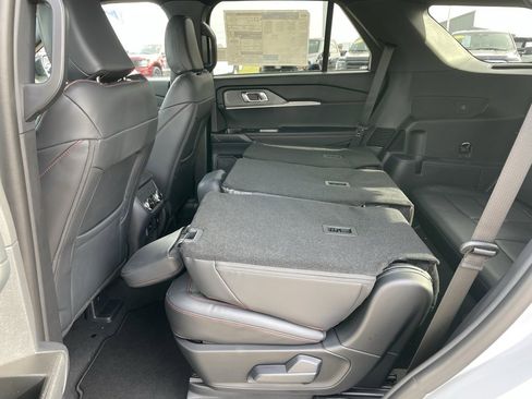 New 2026 Ford Explorer ST-Line w/ ST-Line Street Pack image 57