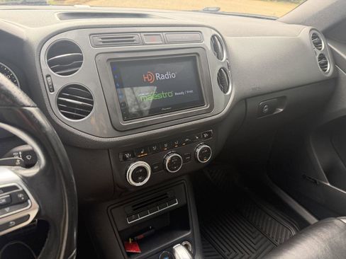 Used 2015 Volkswagen Tiguan R-Line image 13