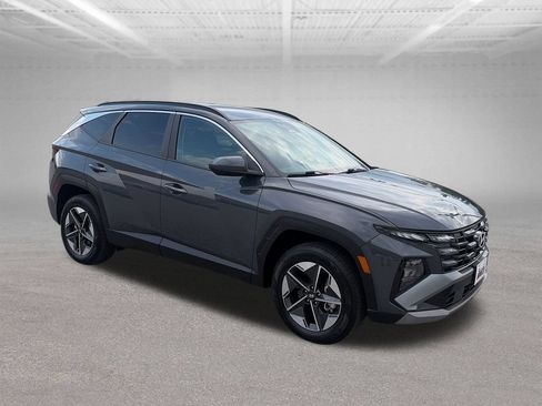 Used 2025 Hyundai Tucson SEL AWD/4WD image 8