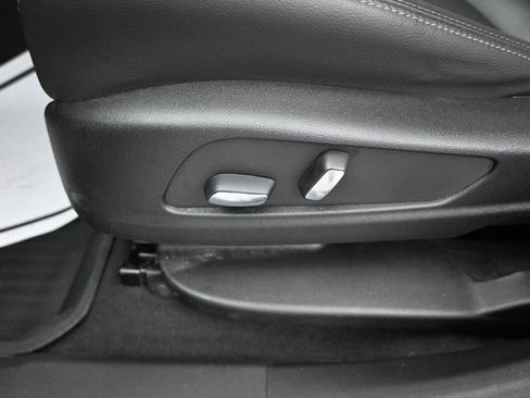 Used 2024 Cadillac XT6 Luxury w/ LPO, Floor Liner Package AWD/4WD image 24