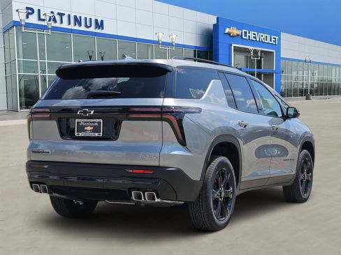 New 2027 Chevrolet Traverse LT w/ Midnight/Sport Edition FWD image 5