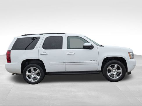 Used 2014 Chevrolet Tahoe LTZ AWD/4WD image 5