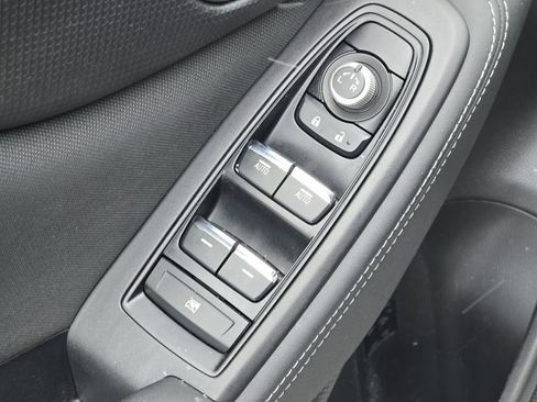 Used 2019 Subaru Forester Premium image 26