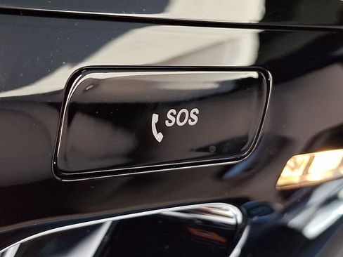 Used 2024 Mercedes-Benz GLC 300 image 24