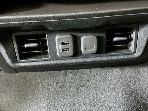 Used 2019 Chevrolet Silverado 1500 LT w/ All-Star Edition image 26