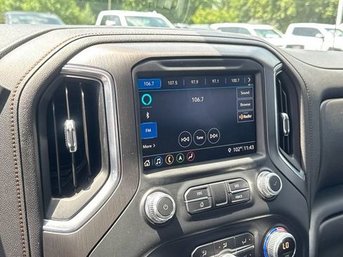 Used 2019 GMC Sierra 1500 AT4 w/ AT4 Premium Package AWD/4WD image 22