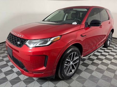 Used 2025 Land Rover Discovery Sport S image 3
