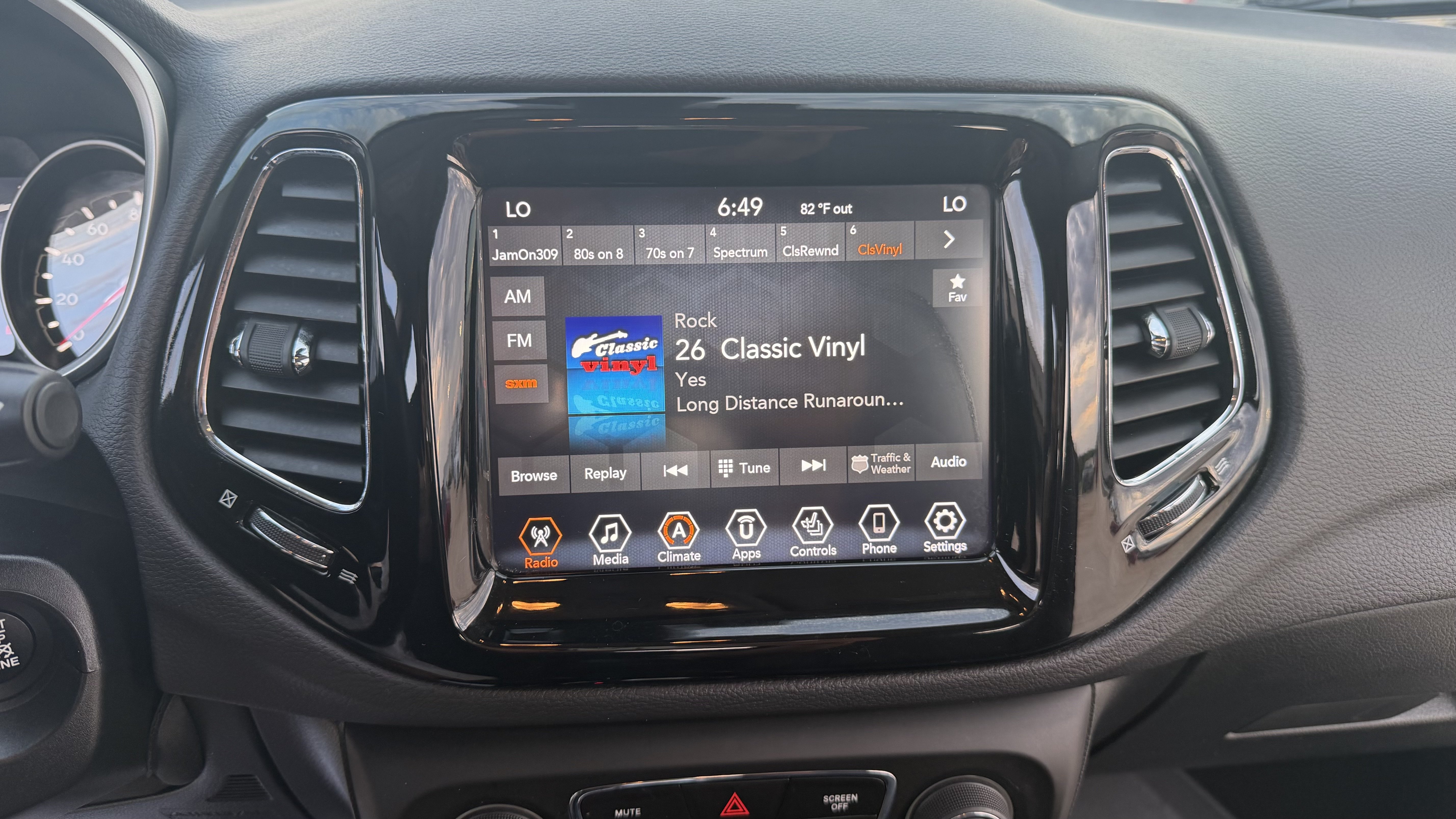 Used 2021 Jeep Compass Limited AWD/4WD image 21