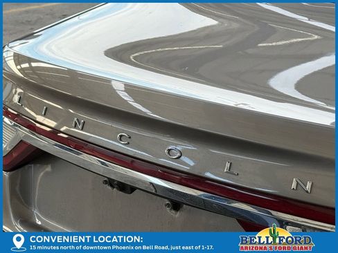 Used 2020 Lincoln Continental Reserve image 9