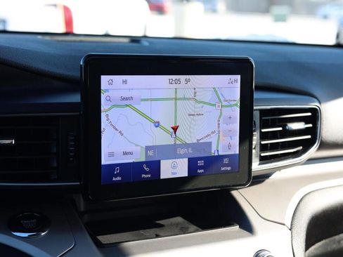 Used 2022 Ford Explorer XLT w/ Equipment Group 202A image 15