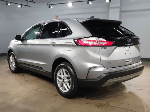 Used 2023 Ford Edge SEL w/ Convenience Package AWD/4WD image 5