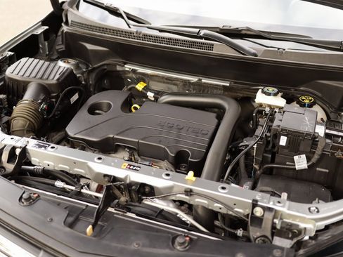 Used 2024 Chevrolet Equinox LT w/ LPO, Floor Liner Package image 30