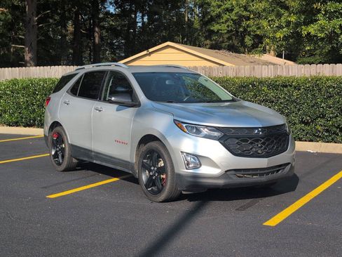 Used 2021 Chevrolet Equinox Premier w/ Redline Edition FWD image 8