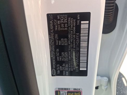 New 2026 Genesis GV70 2.5T Advanced image 18