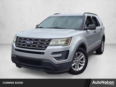 Used 2017 Ford Explorer FWD