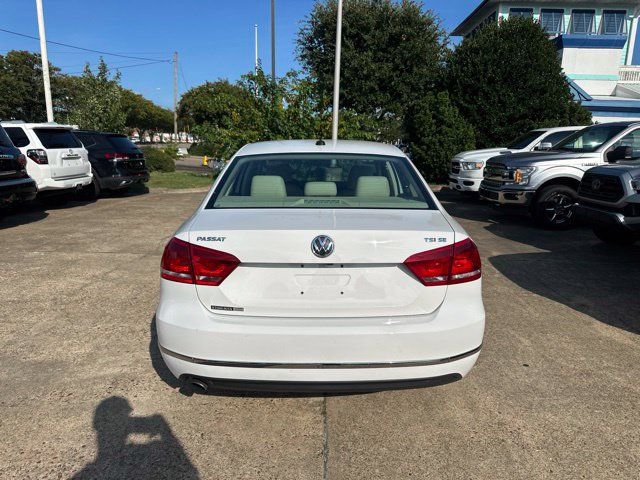 Used 2015 Volkswagen Passat 1.8T SE FWD image 6