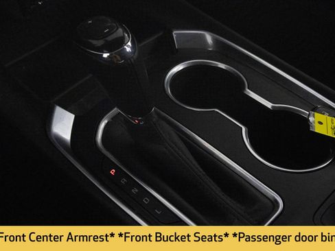 Certified 2020 Chevrolet Traverse LT image 28