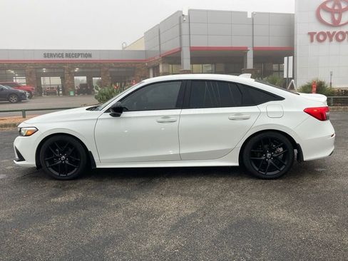 Used 2022 Honda Civic Sport image 8