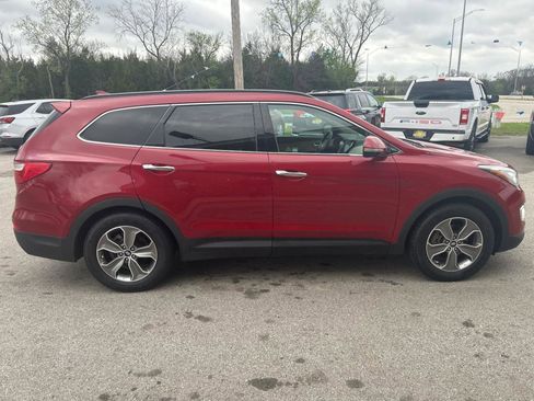Used 2013 Hyundai Santa Fe GLS image 4