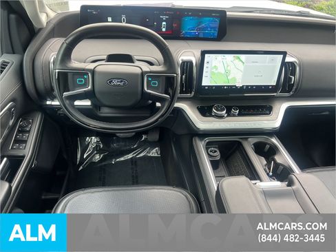 Certified 2025 Ford Expedition Platinum AWD/4WD image 30