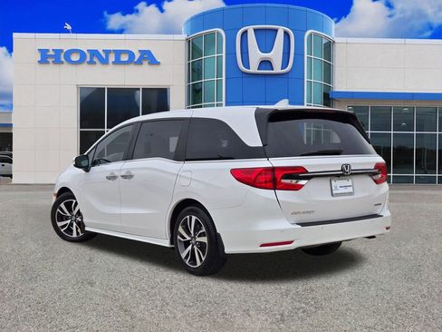 Used 2024 Honda Odyssey Touring image 5