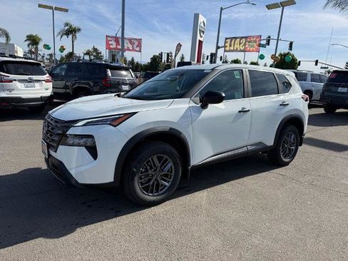 New 2026 Nissan Rogue S FWD image 3