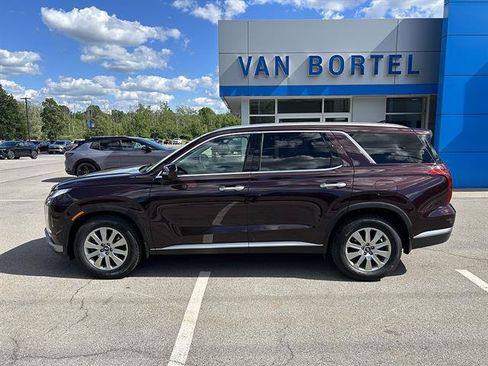 Used 2023 Hyundai Palisade SEL AWD/4WD image 2