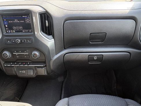 Used 2024 Chevrolet Silverado 1500 Custom AWD/4WD image 8