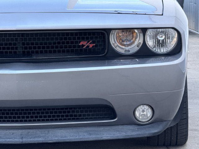 Used 2014 Dodge Challenger R/T w/ Blacktop Package RWD image 7