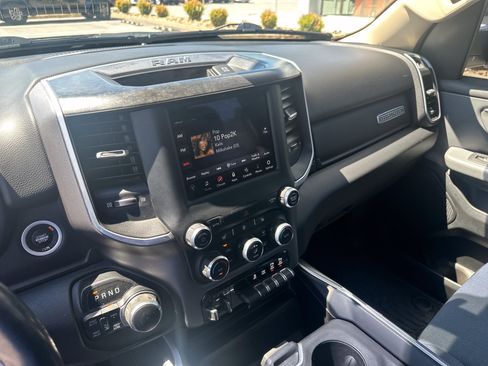 Used 2020 RAM 1500 Big Horn AWD/4WD image 38
