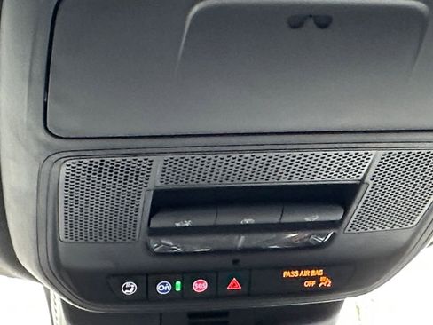 New 2026 Chevrolet Traverse Z71 image 19