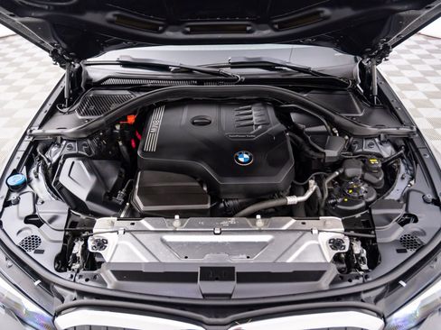Used 2020 BMW 330i xDrive Sedan w/ Driving Assistance Package image 32