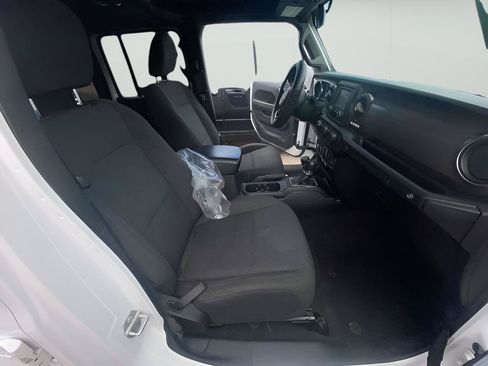 Used 2018 Jeep Wrangler Unlimited Sport S AWD/4WD image 33